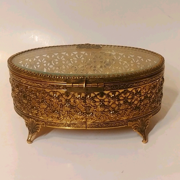 Vtg Stylebuilt 24 kt Gold Ormolu Oval Jewelry Box - Picture 5 of 7